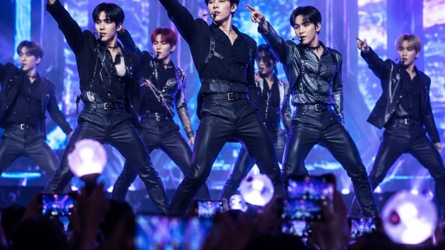 The Global Surge of K-Pop: A Phenomenon Reshaping Music Industry Trends | situs judi online tanpa de