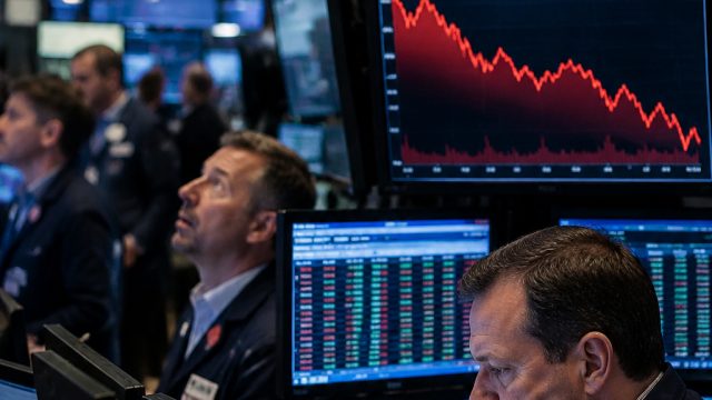 Market Update: Dow Gains While S&P 500 and Nasdaq Face AI Concerns | castle of temptation, www ratu3